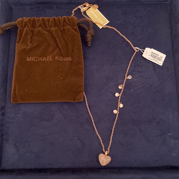 Michael Kors pink heart pendant necklace - Picture 5 of 5